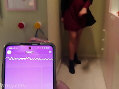 Public Remote Massager In the Mall - I manage the pussy with obese - MissCreamy