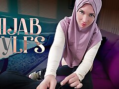 Discreet, Conservative, Married Woman Seeks Companionship From A Random Guy - Hijab MYLFs