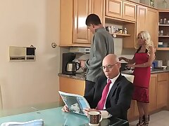 WANKZ- Big-titted MILF Helly Mae Face Creamed