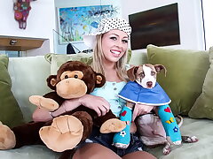 BANGBROS - Juicy Phat ass white girl Zoey Monroe Pummeled In The Ass By Horny Frenchman