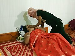 Indian uber-sexy bhabhi hard-core intercourse with local thief at night!!