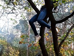 Chick climbed a tree to fondle her honeypot on it - Lesbian-illusion