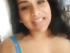 North indian aunty demonstrate her off