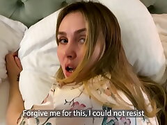 "Yeah cum inside me please!" Fucked stepmom in motel room after soiree