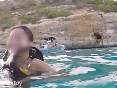 REAL Outdoor public sex, showing labia and underwater internal cumshot