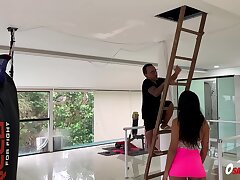 Precisou subir na escada para... * Lorena Vasconcellos * Natalia Prado
