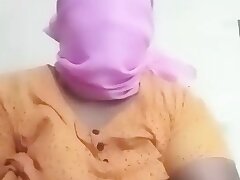 Indian Plus-size Honeypot Frigging